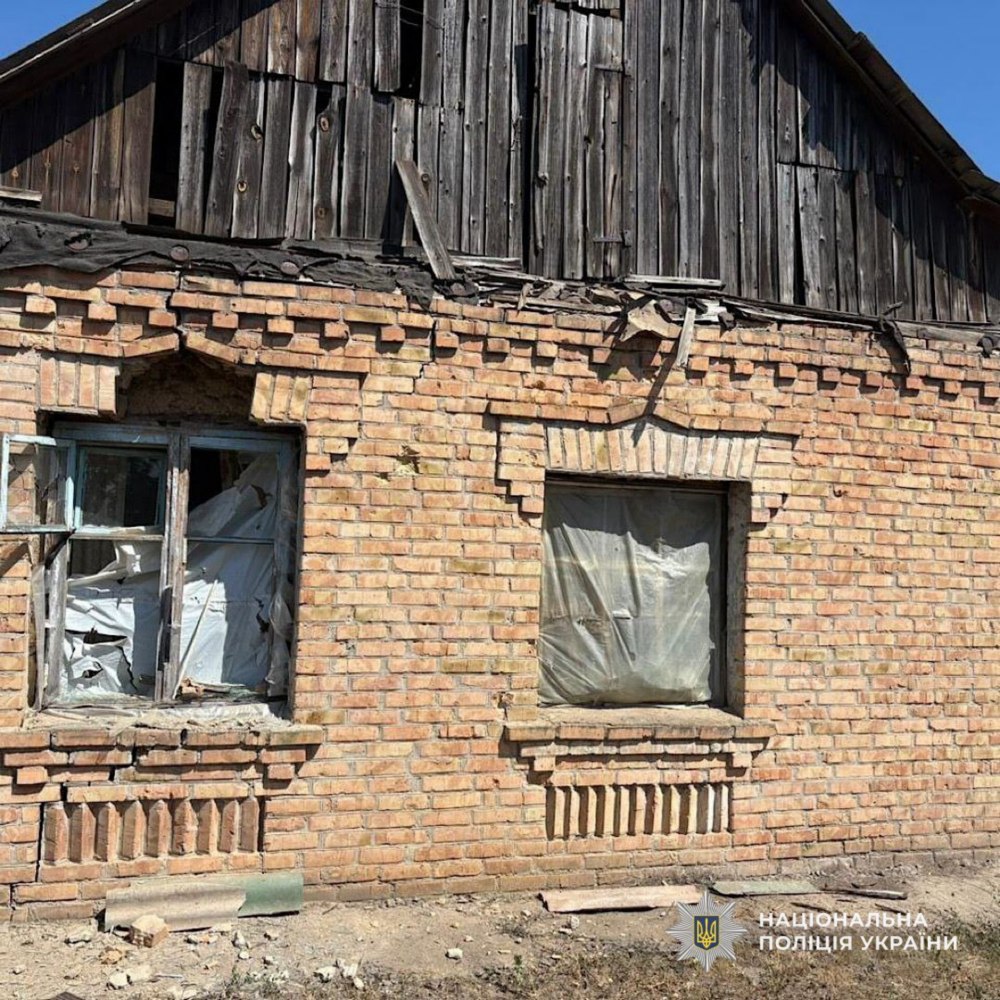 про наслідки обстрілу Нікополя, району і Синельниківщини розповіли у поліції 5