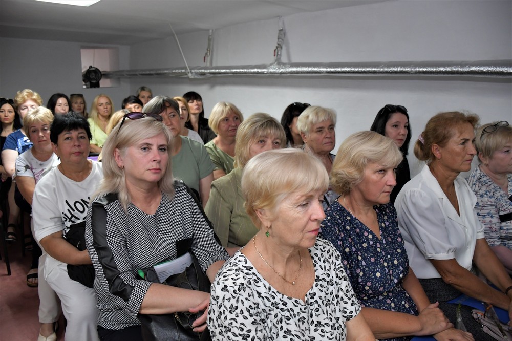 у Нікополі 16