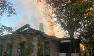 У Нікополі і районі, а також на Криворіжжі, Синельниківщині і Павлоградщині лунали вибухи протягом доби. На жаль, є поранені і багато руйнувань.