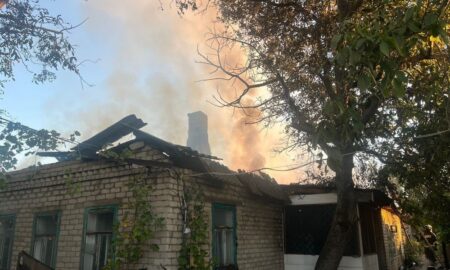 У Нікополі і районі, а також на Криворіжжі, Синельниківщині і Павлоградщині лунали вибухи протягом доби. На жаль, є поранені і багато руйнувань.