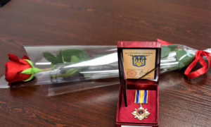 Полеглого Захисника з Нікополя нагородили орденом «За мужність» ІІІ ступеня. Орден сьогодні вручили його рідним.