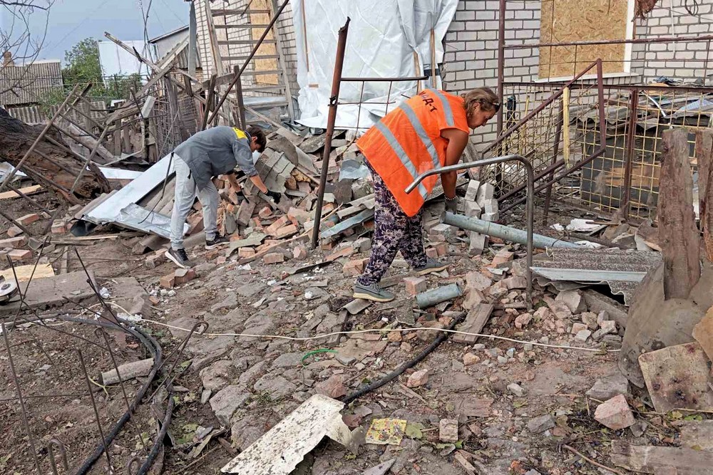 У Нікополі від початку тижня побито 20 будинків