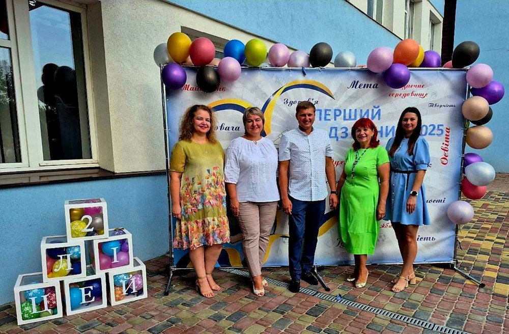 Свято першого дзвоника у Томаківській громаді: фото