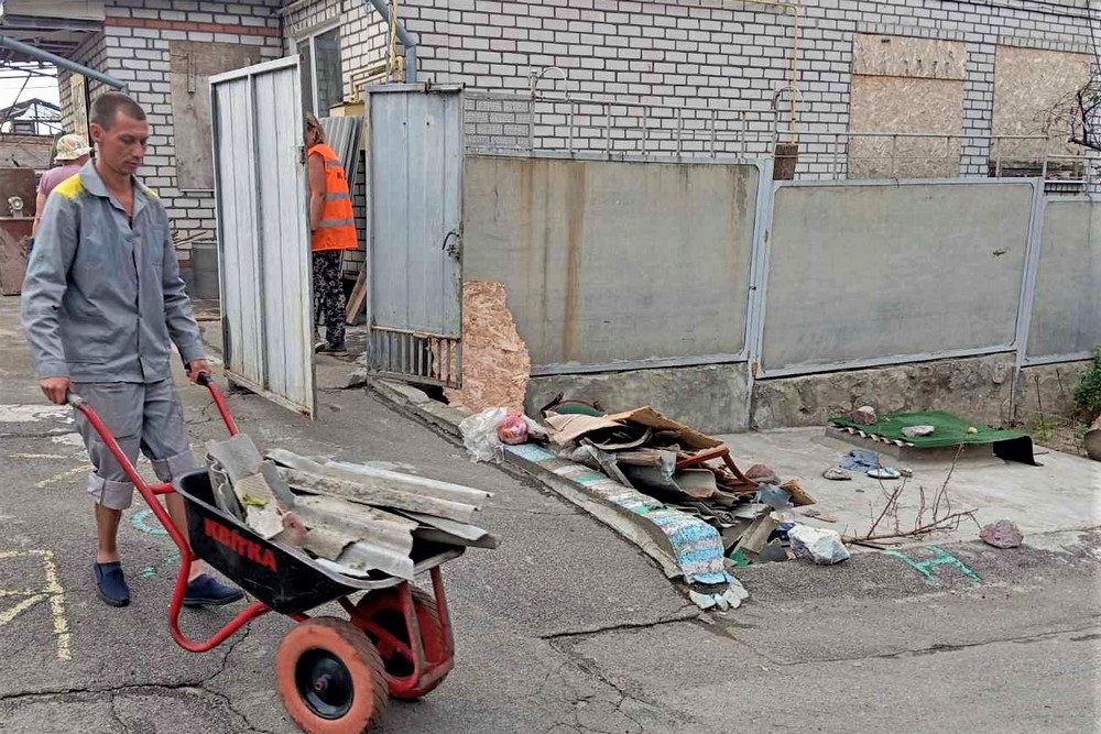 У Нікополі від початку тижня побито 20 будинків