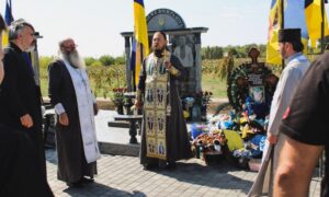 Загинув від ворожої ракети: у День народження воїна 301 зенітної ракетної Нікопольської бригади відслужили панахиду (фото)