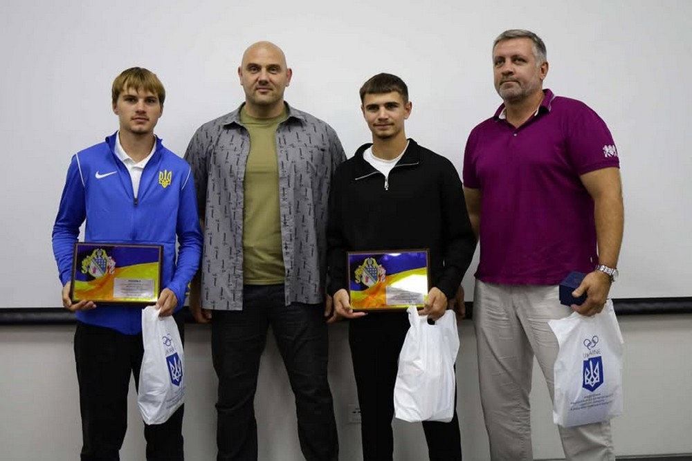 Покров відзначає День фізкультури і спорту, покровчанин Дмитро Шелесько – серед кращих спортсменів області!