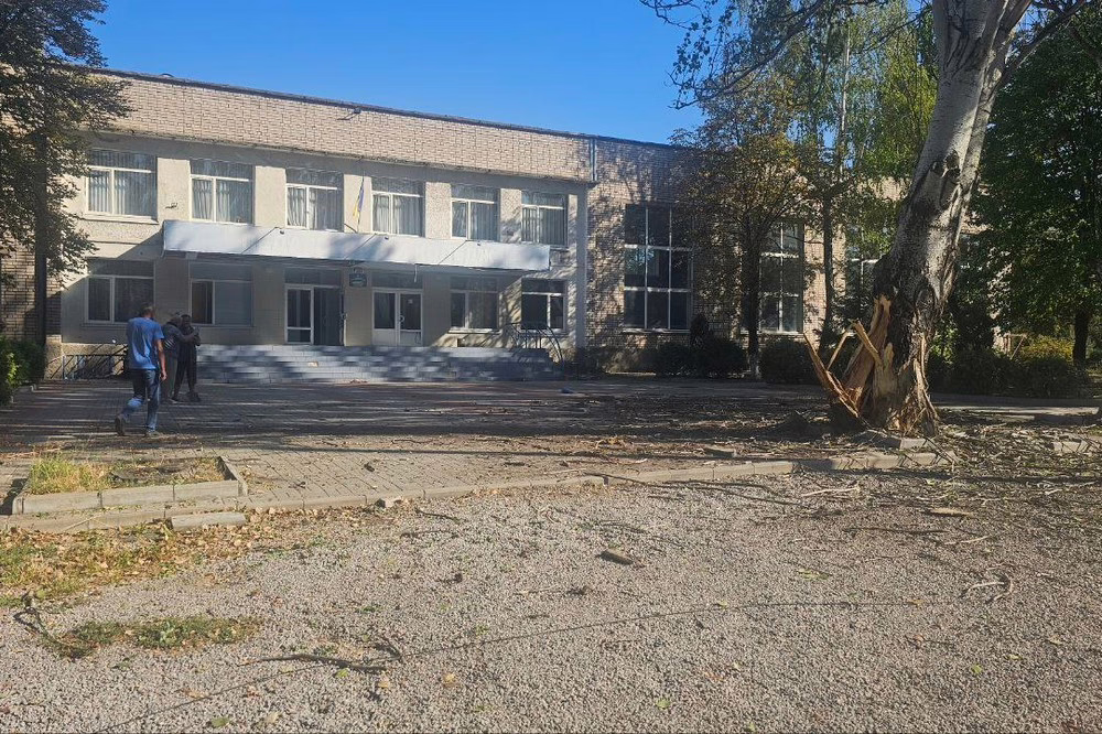 Удар по центру Нікополя: поруйновано 30 квартир, пошкоджено будинки і заклади освіти (фото)