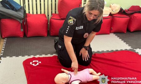 Особлива увага діям після ворожих обстрілів: поліцейські Нікопольщини вчаться надавати першу допомогу (фото)
