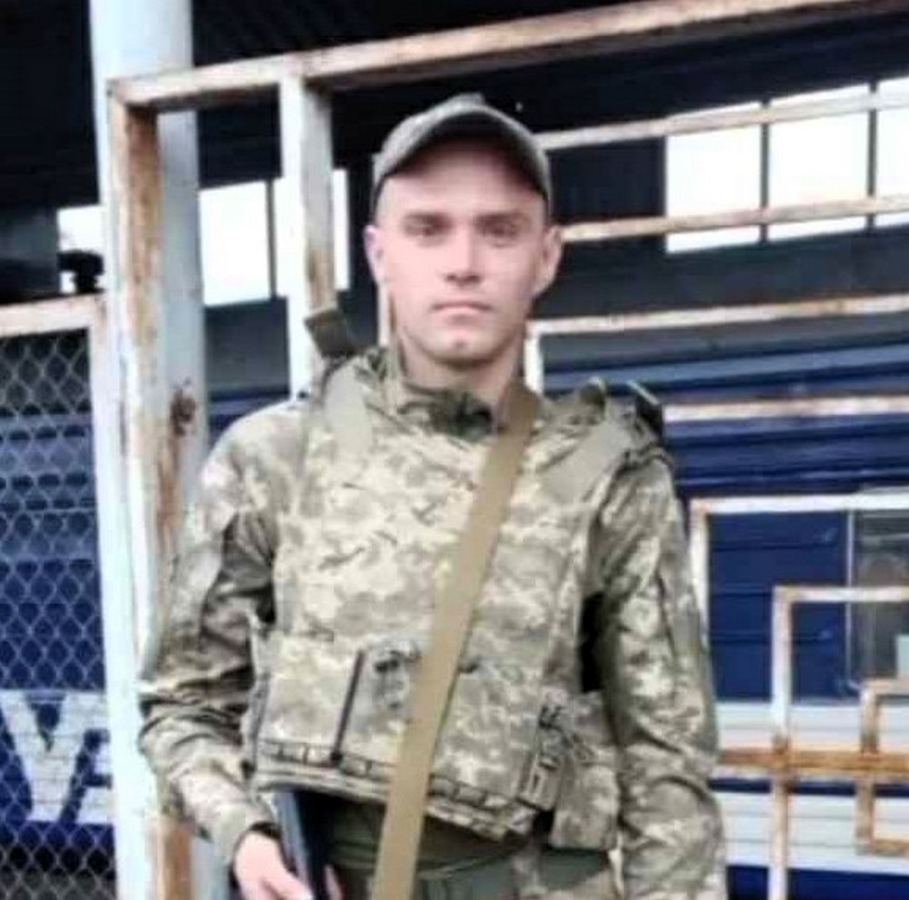 «На щиті» молодий солдат: Нікопольщина втратила ще одного Захисника (фото)