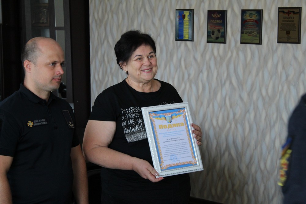 Працівників пожежної охорони Нікопольщини привітали з професійним святом (фото)