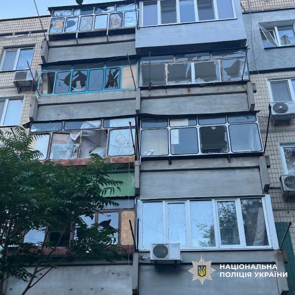 Потрощено кафе, релігійна установа, будинки і майно всередині: у Нікополі і районі понад 80 заяв про обстріли, під ударом була і Синелниківщина – є поранені (фото)
