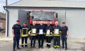 Працівників пожежної охорони Нікопольщини привітали з професійним святом (фото)