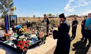 Пам’ять підполковника з Нікопольської зенітної ракетної бригади молитовно вшанували на Харківщині (фото)