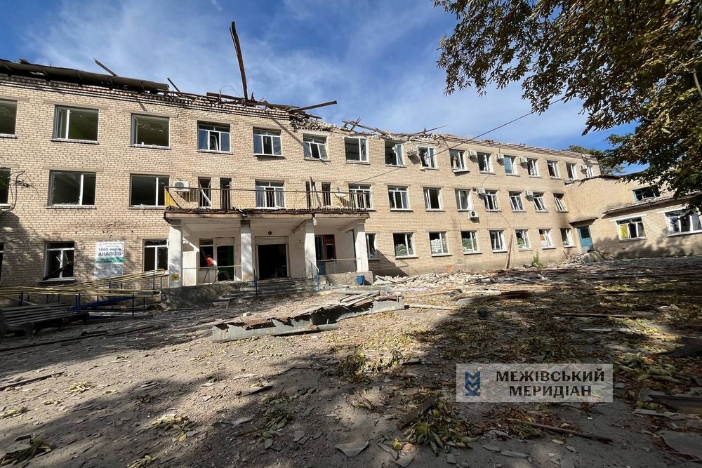 Так у Межовій на Дніпропетровщині виглядає сьогодні розбомблена лікарня: фото