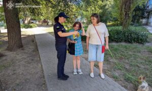 У Нікополі з мешканцями провели бесіди щодо мінної безпеки (фото)