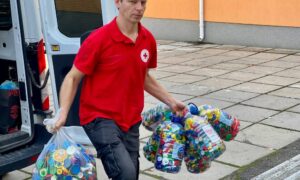 У Нікополі триває акція «Ми разом, сміття окремо» (фото)