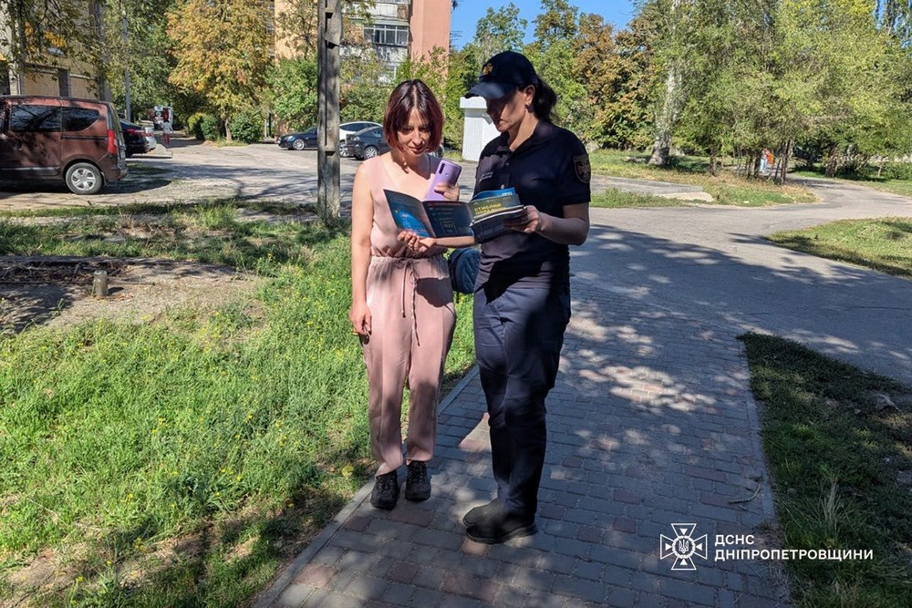 У Нікополі з мешканцями провели бесіди щодо мінної безпеки (фото)