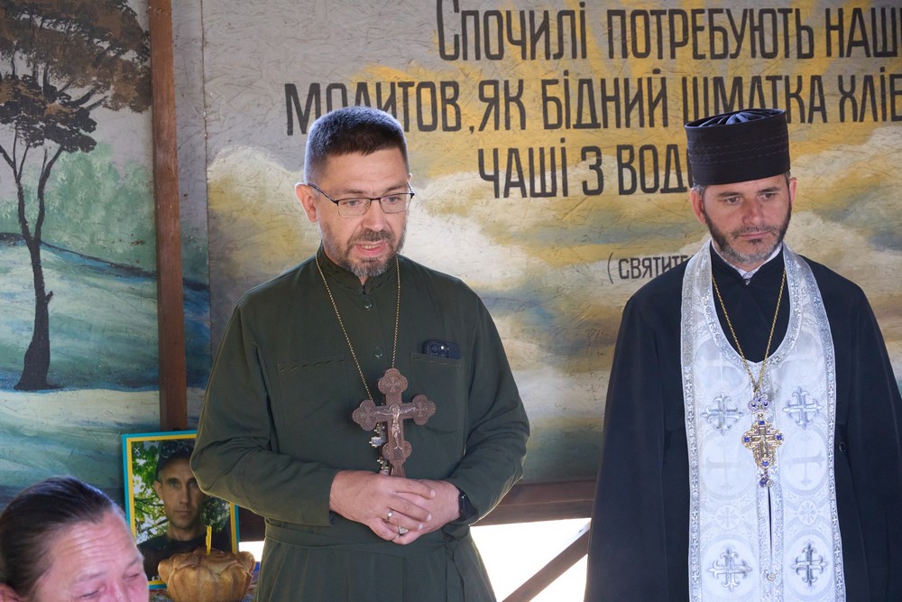 У Нікополі сьогодні прощалися із померлим Захисником: фото