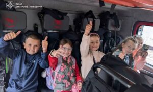 Учні ліцею у Покрові завітали до рятувальників (фото)