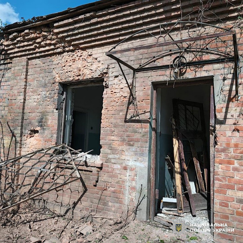 На Нікопольщині за добу побито понад 80 об’єктів цивільної інфраструктури, від ударом були також ще три райони області: поліція