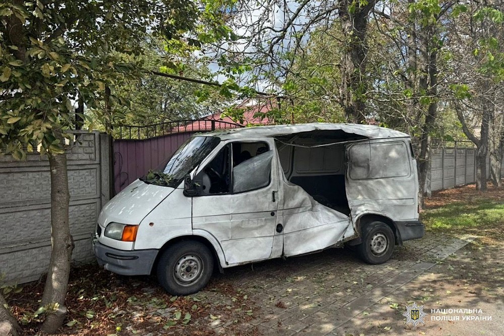 На Нікопольщині за добу побито понад 80 об’єктів цивільної інфраструктури, від ударом були також ще три райони області: поліція