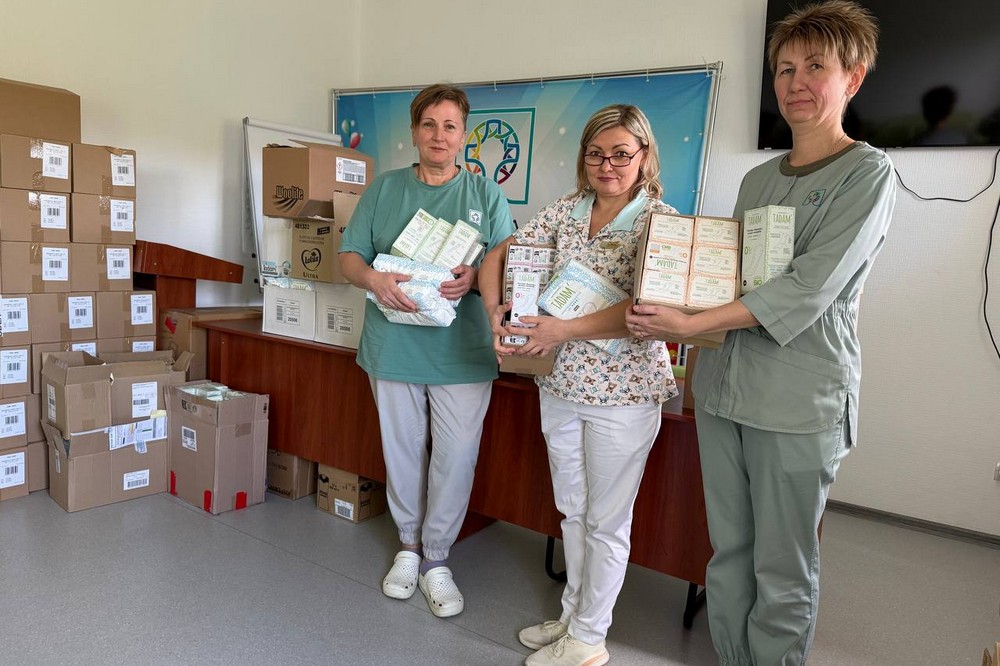 Дитяча лікарня Нікополя отримала гуманітарний вантаж від благодійників з Закарпаття