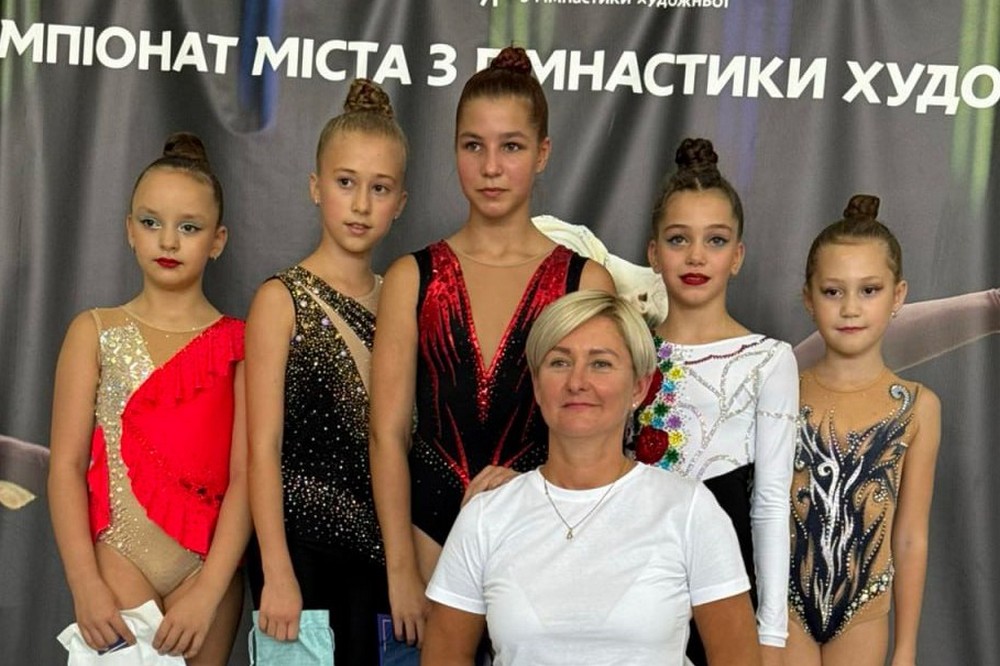 Гімнастки з Нікополя стали призерами чемпіонату Дніпра 1 Гімнастки з Нікополя стали призерами чемпіонату Дніпра