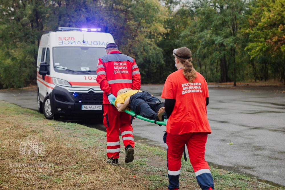 Команда Нікопольської станції екстреної меддопомоги здобула перемогу на обласному чемпіонаті 6