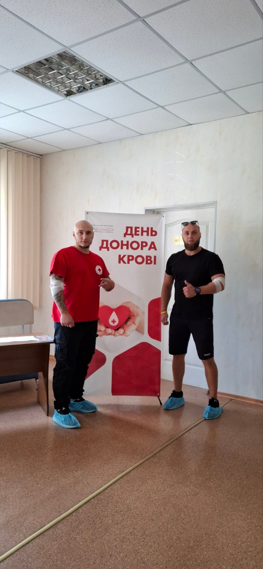 Кожні два місяці освітяни  Нікополя здають кров 3