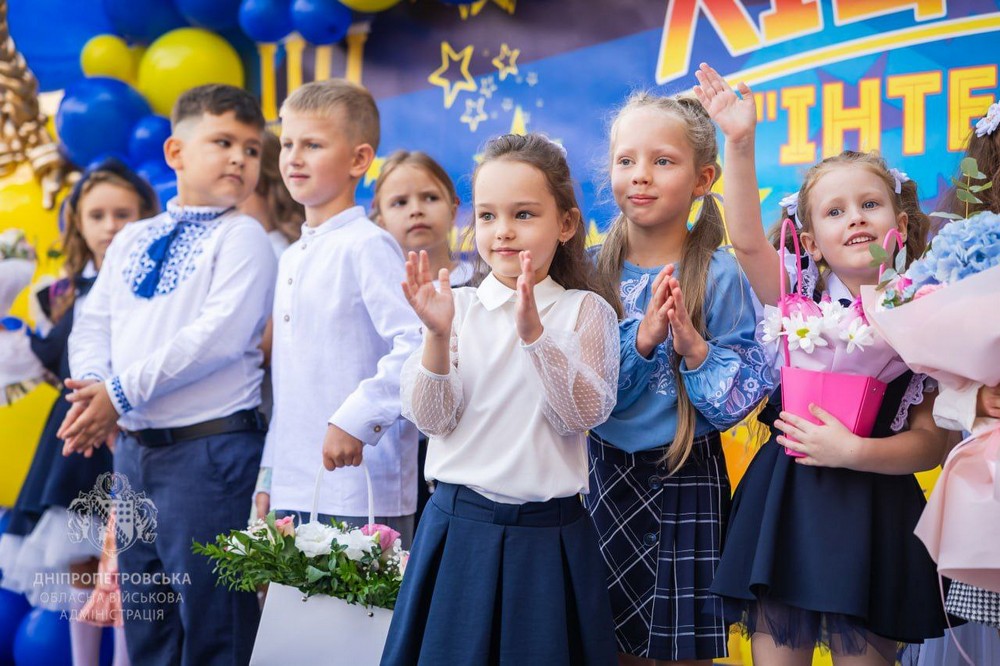 Майже 21 тисяча першокласників Дніпропетровщини почали навчання 1 вересня 7