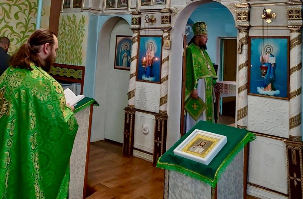 На Нікопольщині молитовно вшанували покровителів храму (фото) 4