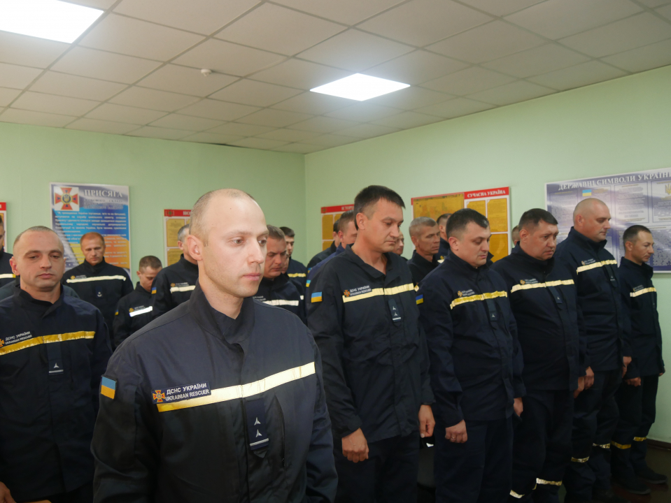 У Покрові сьогодні привітали рятувальників з професійним святом і вшанували пам’ять полеглих героїв без зброї (фото)