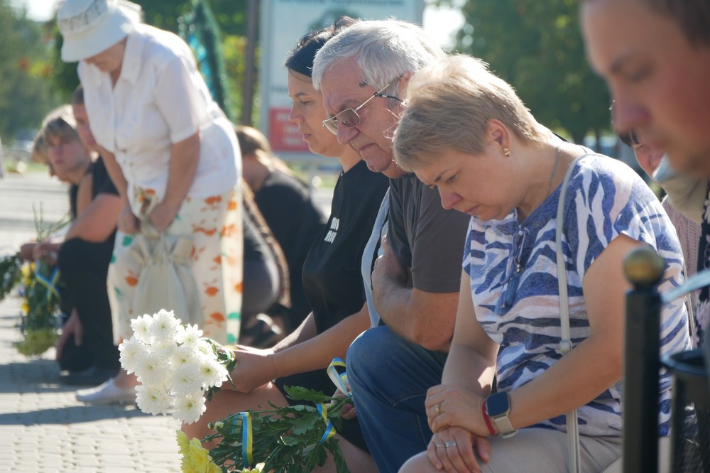 Покров сьогодні провів в останню путь полеглого Захисника 2
