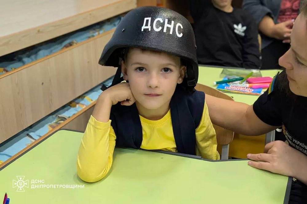 Школярів Покрова навчали правилам безпеки (фото) 1 Школярів Покрова навчали 4