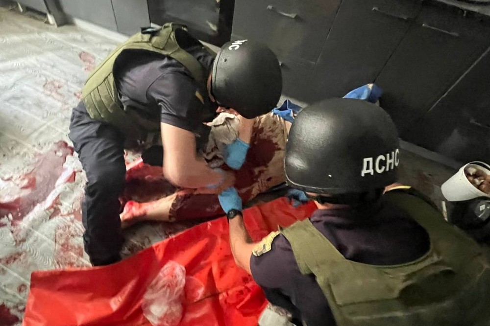 У Нікополі троє поранених, сталася пожежа, є руйнування, під ударом ворога були також район і Синельниківщина (фото) 2