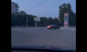«Щодня влаштовує перегони на проспекті у Нікополі»: з’явилося відео з гонщиком