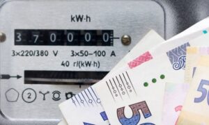 Грошова допомога на оплату електроенергії на Дніпропетровщині з 1 жовтня: що відомо