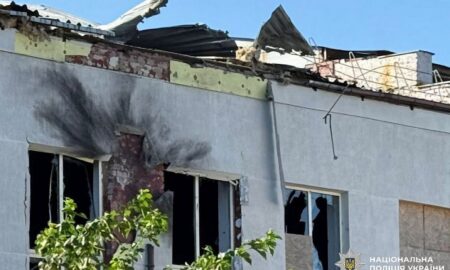 наслідки атак по Нікополю, Марганцю і області зафіксували поліцейські (фото)