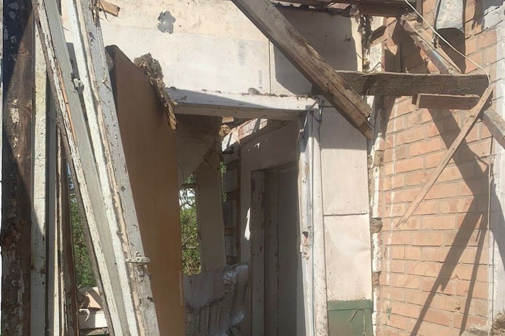 наслідки обстрілів Нікополя та району, зафіксували правоохоронці 4
