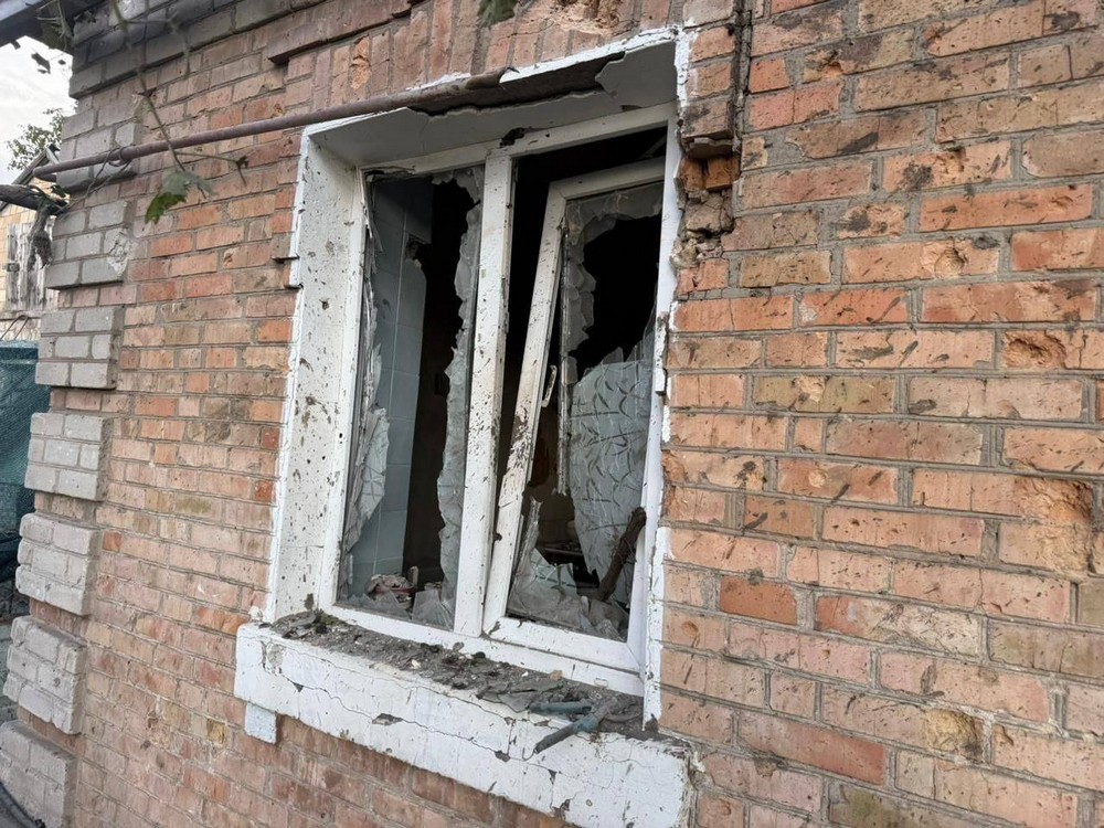 У Нікополі троє поранених, на Синельниківщині троє вбитих і поранені – наслідки обстрілів Дніпропетровщини 1 вересня (фото)