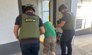 У Нікополі є поранена, побито амбулаторію, коледж, магазин, 13 будинків, також ворог атакував район і поранив 4 людей на Синельниківщині сьогодні (фото)
