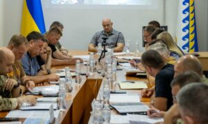 «Жодних скупчень людей у прифронтових громадах!»: начальник ДніпроОВА провів раду оборони області