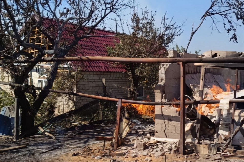 Двоє поранених на Нікопольщині і один на Синельниківщині, багато руйнувань – наслідки ворожих ударів по Дніпропетровщині 11 вересня