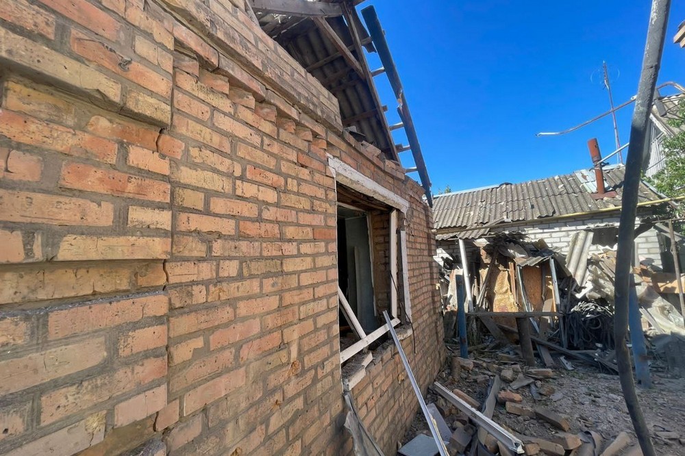 Ворог вбив жінку і поранив двох чоловіків на Нікопольщині сьогодні (фото)