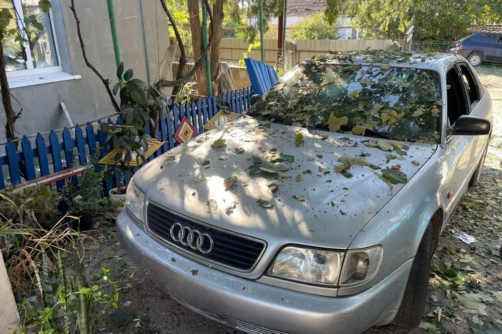 Ворог вбив жінку і поранив двох чоловіків на Нікопольщині сьогодні (фото)