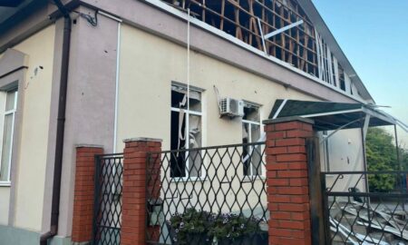 У Нікополі понівечено багатоповерхівки і релігійну установу, двоє поранених на Синельниківщині – наслідки ворожих обстрілів станом на ранок 13 вересня