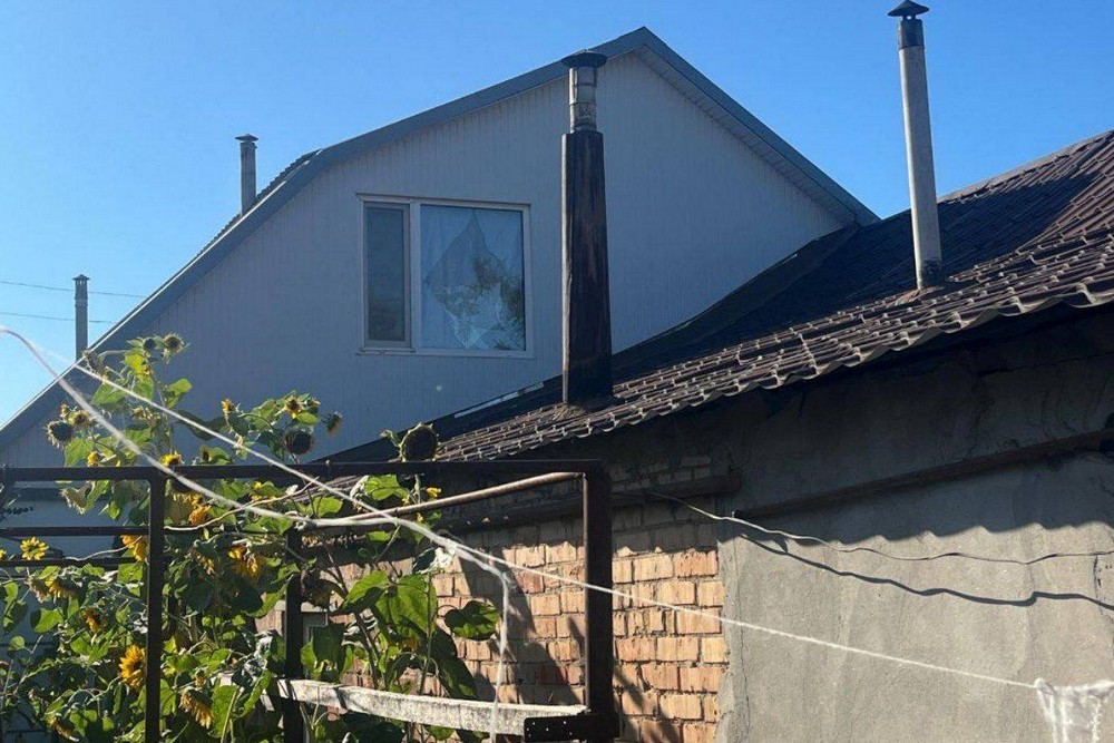 5 поранених у Нікополі і ще стільки ж в області, є загиблий – ворог масовано атакував Дніпропетровщину з різних видів зброї сьогодні (фото)