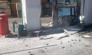 ворог атакував Нікополь і район, а також Синельниківщину (фото) 5