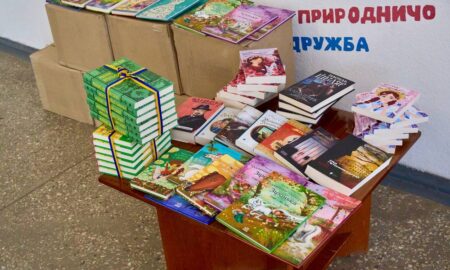 Шкільна бібліотека у Нікополі була знищена ворогом