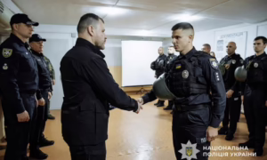 поліцейські Нікопольщини отримали нагороди від міністра МВС 6